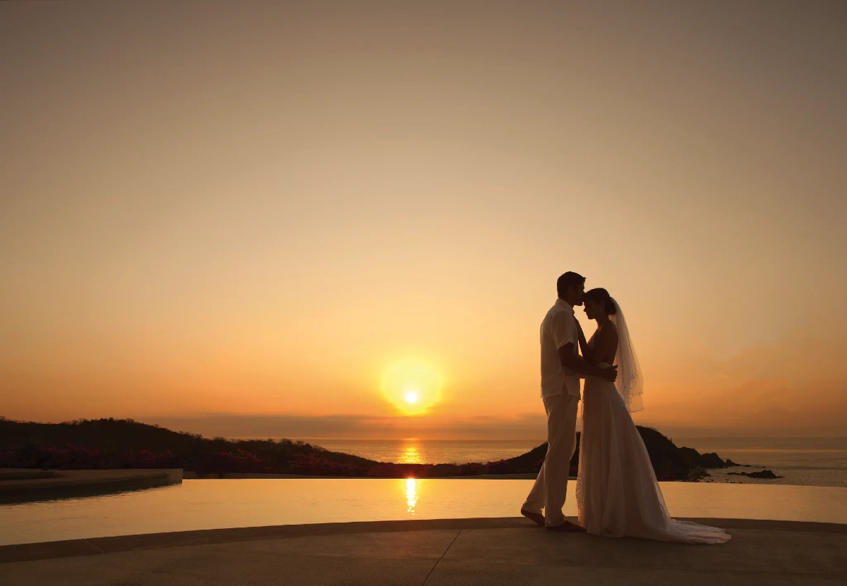 SECHU-WED-BrideGroom-Sunset1-A-CB