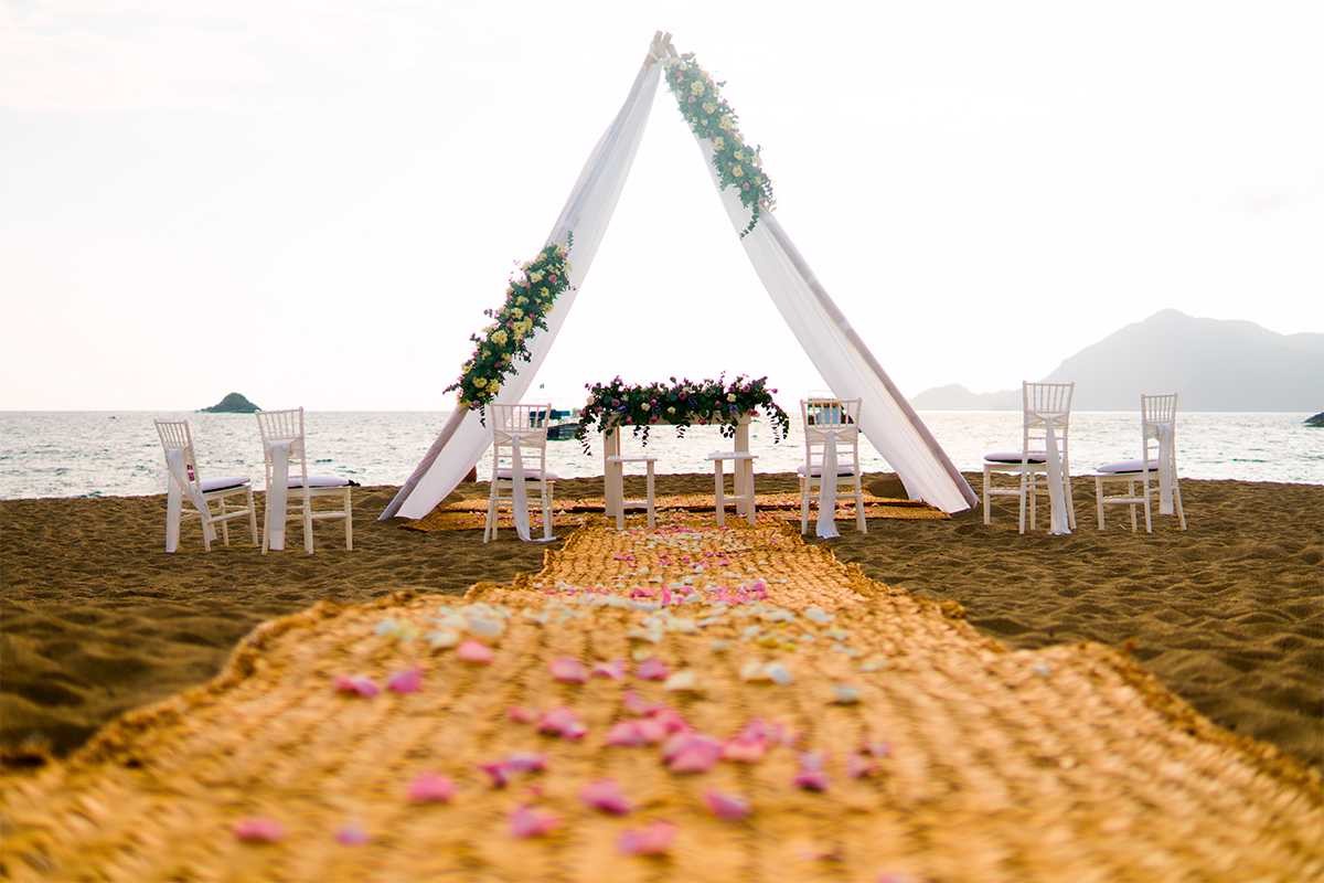 boda-en-la-playa-tesoro-manzanillo-montaje-bodas-002-1200px-800px