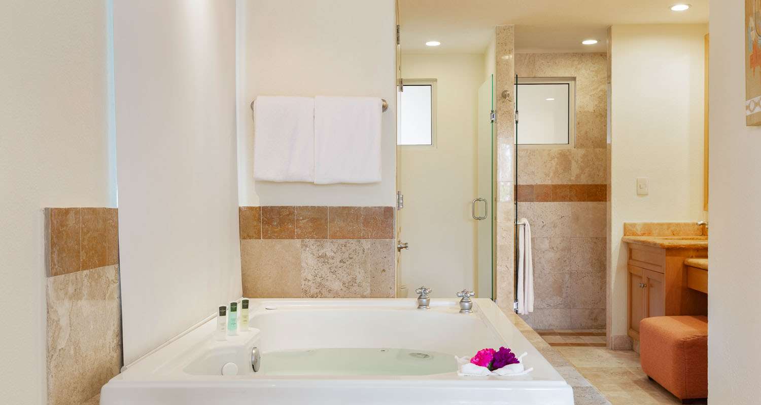 optimizada_Villa_del_Arco_Cabo_San_Lucas_One_Bedroom_Suite_Garden_View-7