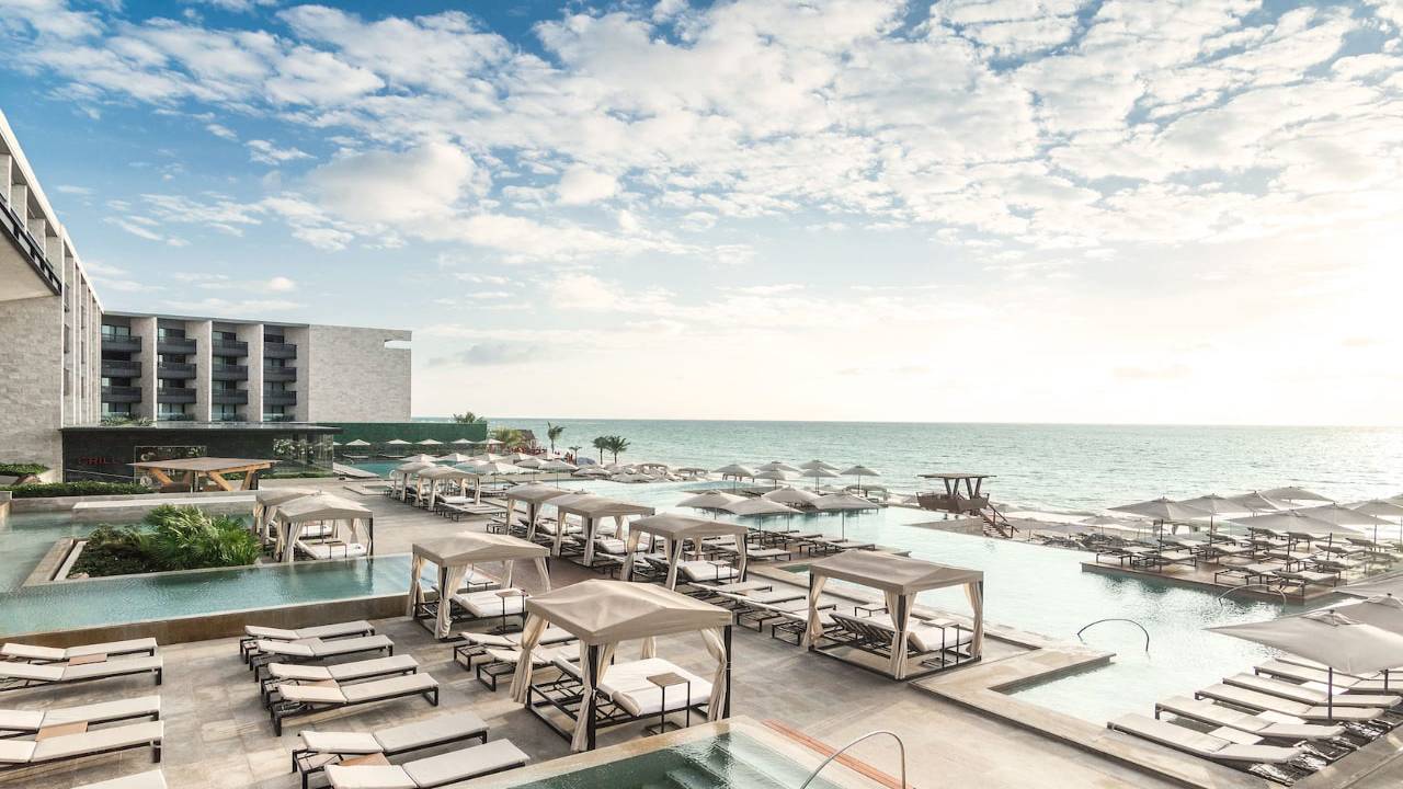 Grand-Hyatt-Playa-del-Carmen-Resort-P479-Swimming-