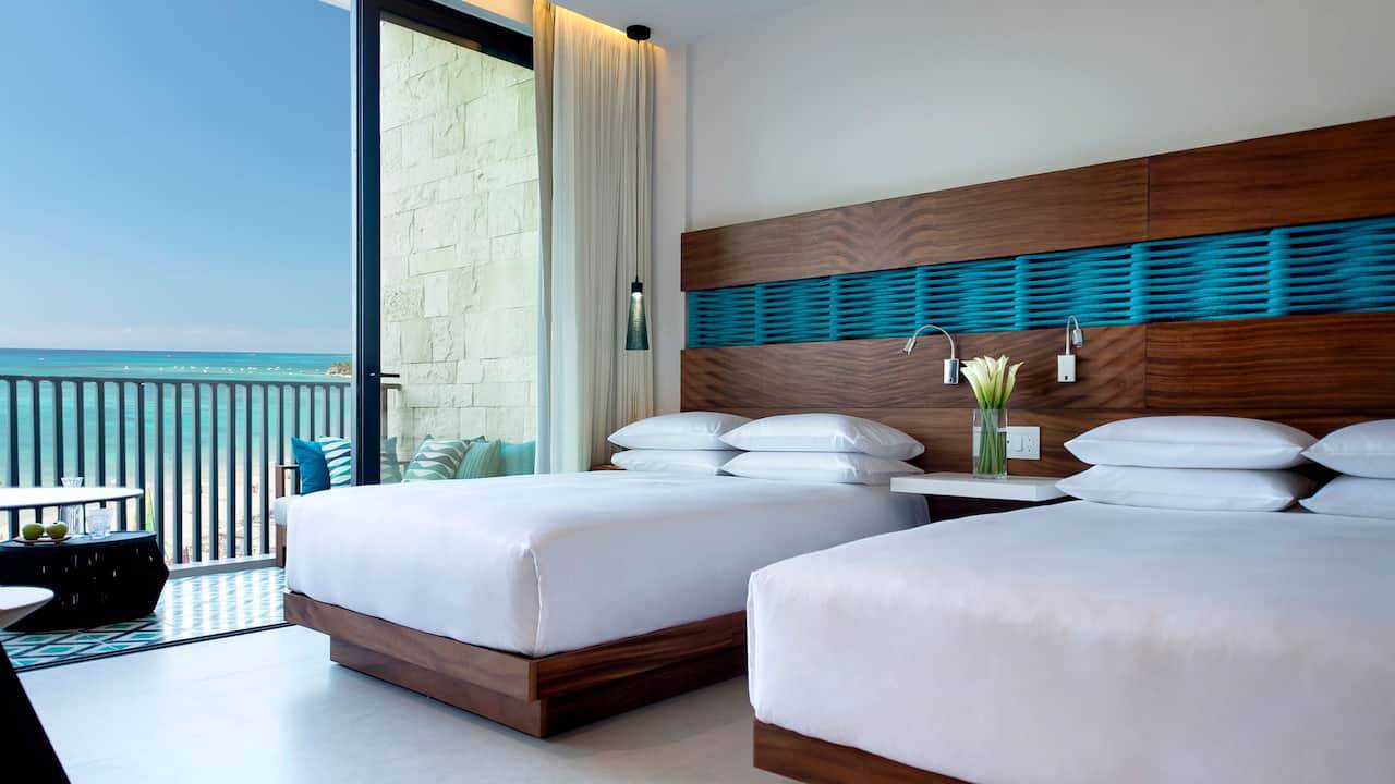 Hyatt-Playa-del-Carmen-P051-OV-Queen-Guestroom