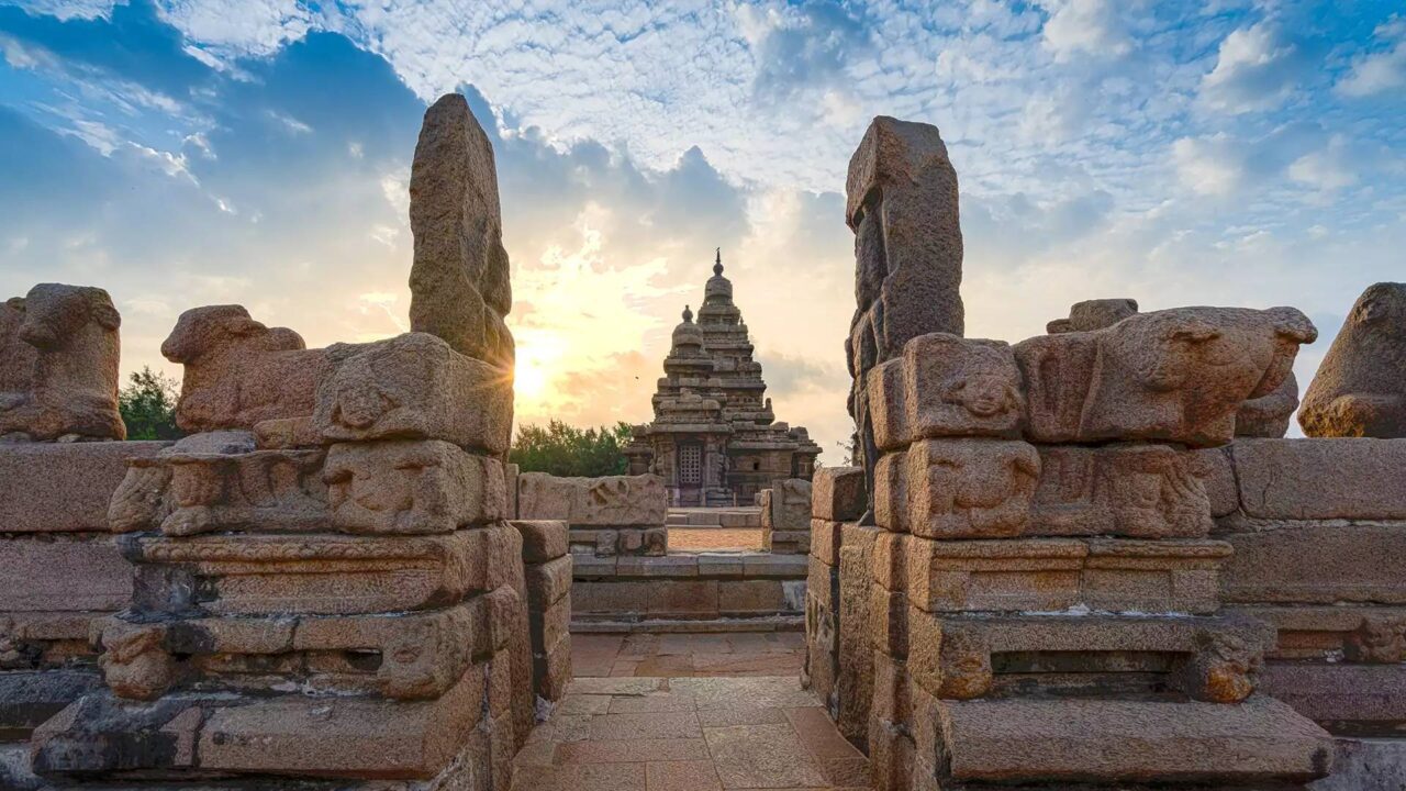 https://travelonica.com/wp-content/uploads/2024/09/mahabalipuram-1654870108_c538505993052d39e713-1280x720.jpg