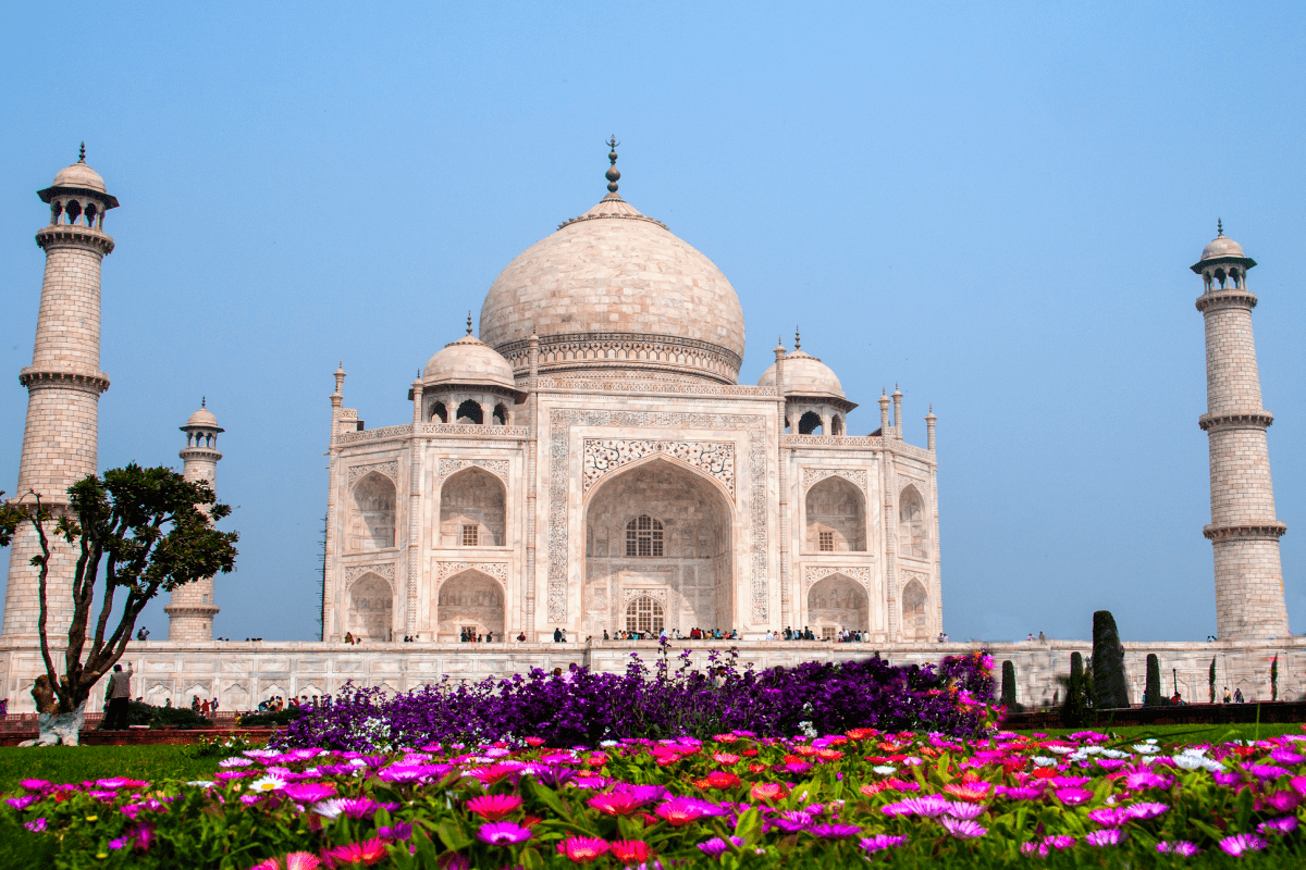 https://travelonica.com/wp-content/uploads/2024/09/taj-mahal-unesco-world-heritage-site-india-2023-11-27-05-33-20-utc-1.png